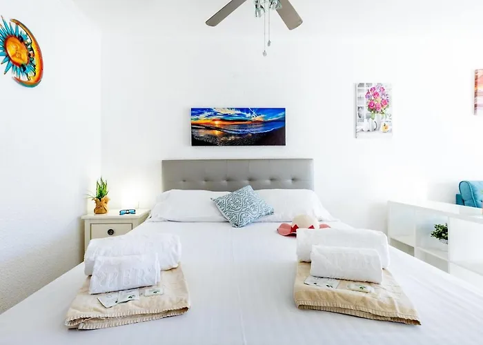 Port Royale Shine And Bright, Heated Pool