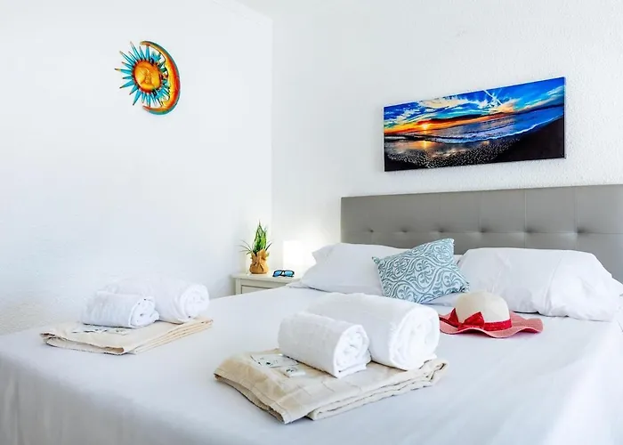 Apartmán Port Royale Shine And Bright, Heated Pool